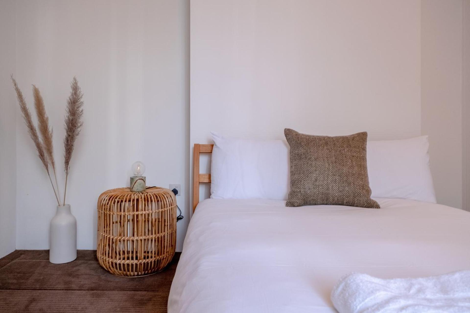 Stylish & Light Victorian 2bd Flat - Holland Park Apartamento *